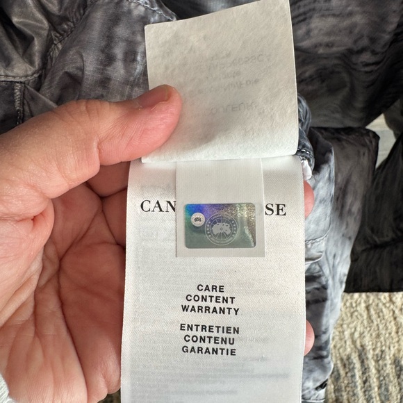 Canada Goose Mackay Reversible Jacket - Picture 9 of 9